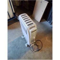 RADIATEUR ÉLECTRIQUE MOBILE...
