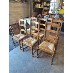 6 CHAISES A ENTRETOISE BOIS...