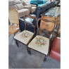 PAIRE DE CHAISES  ANGLAISES ACAJOU ASSISE  TISSU ECRU FLEURI  