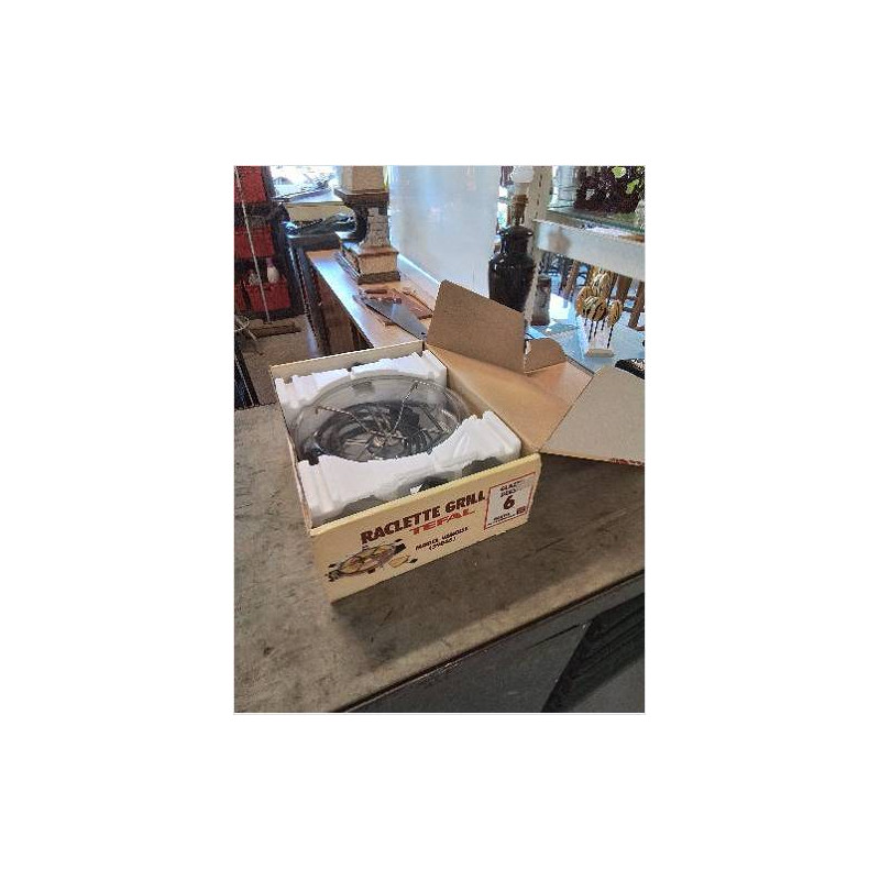 APPAREIL A RACLETTE 6 PERSONNES  TEFAL MODEL VANOISE 