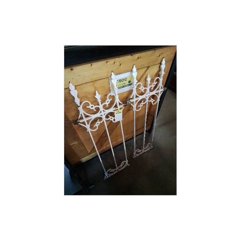 PAIRE DE GRILLE FER FORGÉ PEINT BLANC FIN XIXE