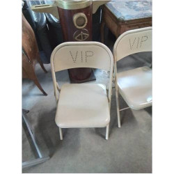 CHAISE PLIANTE METAL BEIGE VIP
