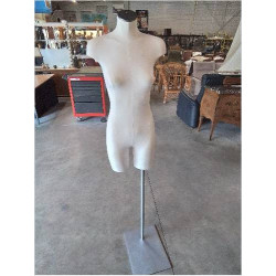  MANNEQUIN DE COUTURE SUR PIED MÉTAL
