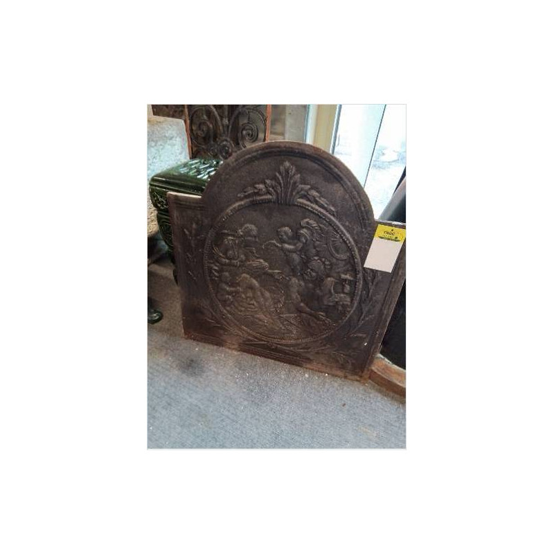 PLAQUE DE CHEMINÉE FONTE DÉCOR AU FORGERON ET AUX ANGELOTS 60X59CM 