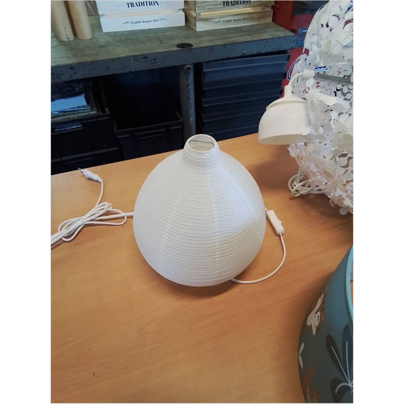 LAMPE A POSER PAPIER DE RIZ MÉTAL 