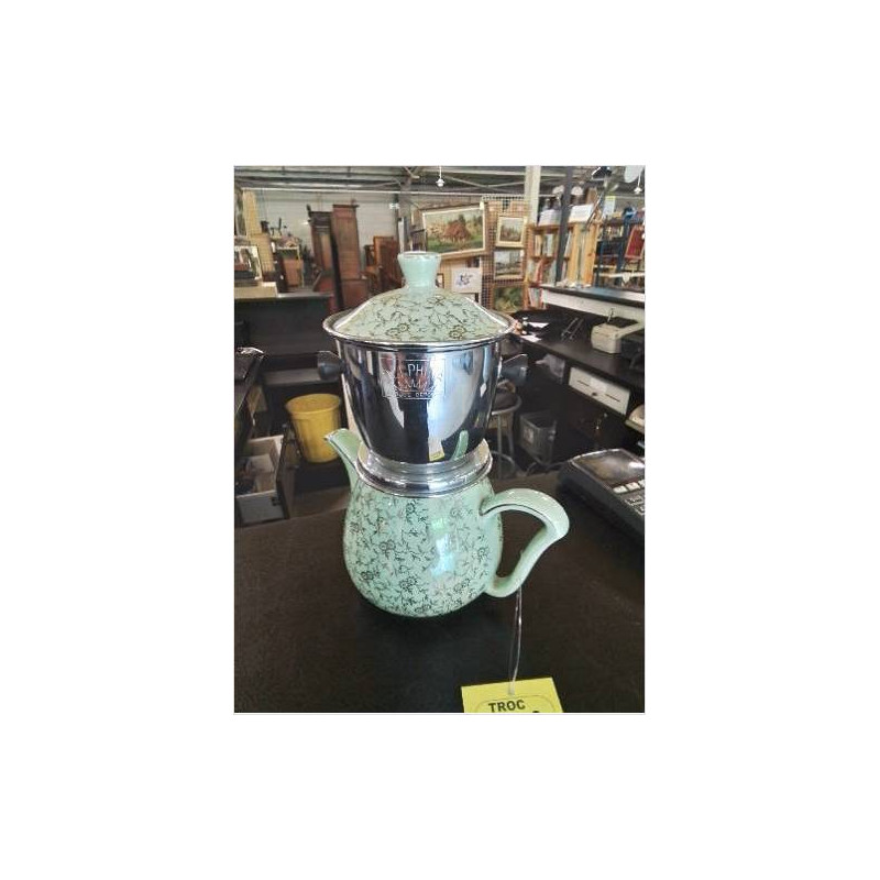 CAFETIÈRE CÉRAMIQUE VERT ET MÉTAL CHROMÉ DELPHINA