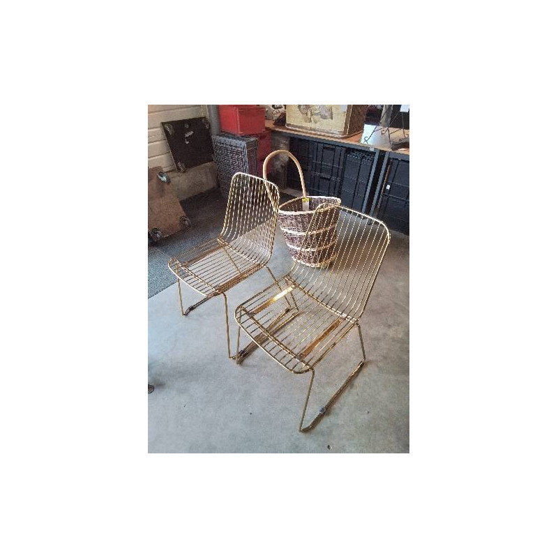PAIRE DE CHAISES MÉTAL DORÉ AJOURÉ 