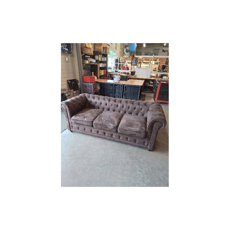 CANAPÉ 3 PLACES TISSU CHOCOLAT PIEDS BOIS NOIR STYLE CHESTERFIELD