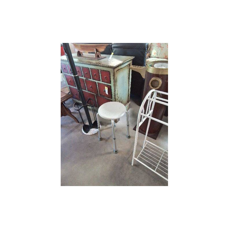 TABOURET DE DOUCHE PIÈTEMENT MÉTAL GRIS RÉGLABLE HAUTEUR ASSISE RÉSINE BLANC 