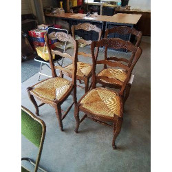 4 CHAISES A ENTRETOISE BOIS...