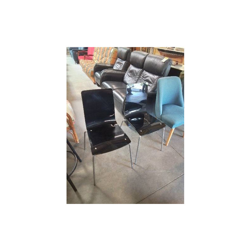 PAIRE DE CHAISES BOIS NOIR LAQUÉ PIÈTEMENT MÉTAL CHROMÉ 