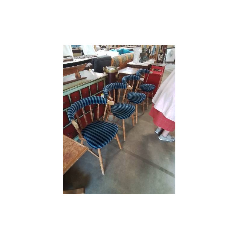 4 CHAISES BOIS CLAIR SALOON ASSISE ET DOSSIER CAPITONNÉ TISSU BLEU A RAYURES  