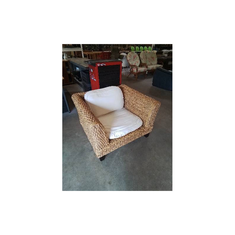 FAUTEUIL CORDAGE TRESSÉE ET ROTIN COUSSINS BLANC PIEDS BOIS 