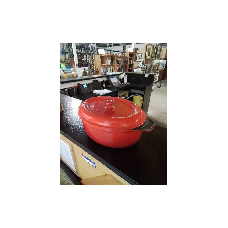 COCOTTE OVALE FONTE ÉMAILLÉE ROUGE