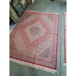 TAPIS LAINE ET SOIE ECRU...