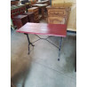 TABLE BISTROT RECTANGULAIRE PIÈTEMENT FONTE NOIR PLATEAU BOIS ROUGE XXE