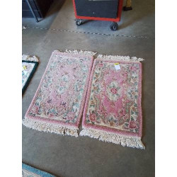 TAPIS LAINE FAIT MAIN ROSE...