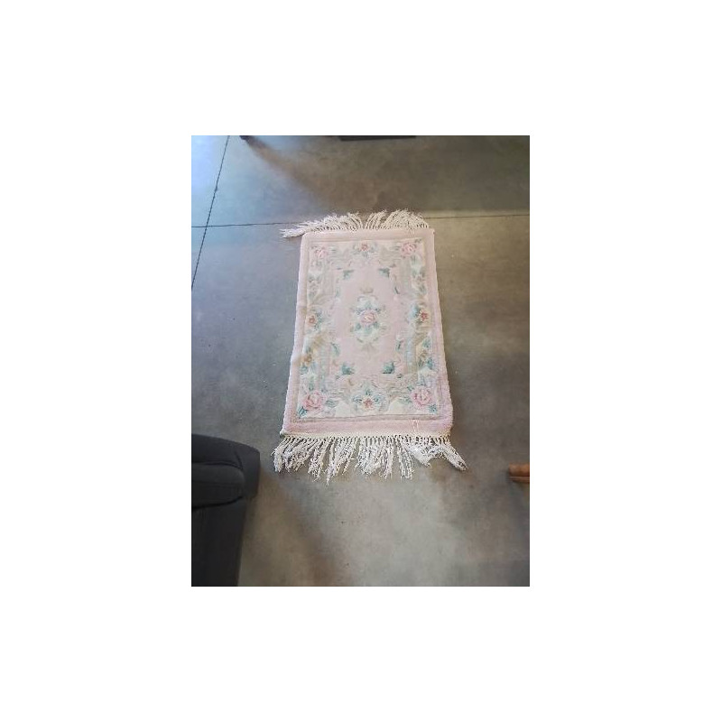 TAPIS LAINE FAIT MAIN ROSE BLEU ECRU 94X60CM