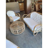 CANAPÉ+2 FAUTEUILS ROTIN ASSISE ET COUSSIN TISSU BLANC+ TABLE BASSE RONDE ROTIN PLATEAU VERRE