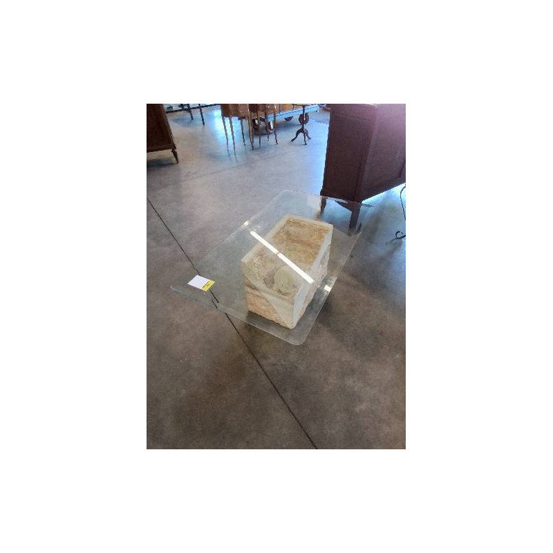 TABLE BASSE RECTANGULAIRE PIÈTEMENT RESINE PLATEAU VERRE