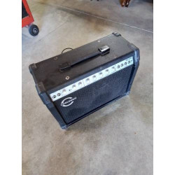 AMPLIFICATEUR GUITARE...