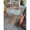 BUREAU RECTANGULAIRE PIÈTEMENT MÉTAL GRIS PLATEAU VERRE