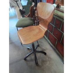 TABOURET D’ATELIER...