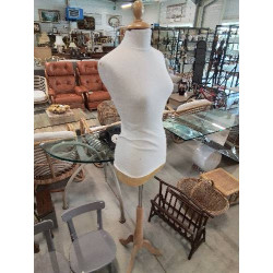 MANNEQUIN BUSTE FEMME PIED BOIS CLAIR 