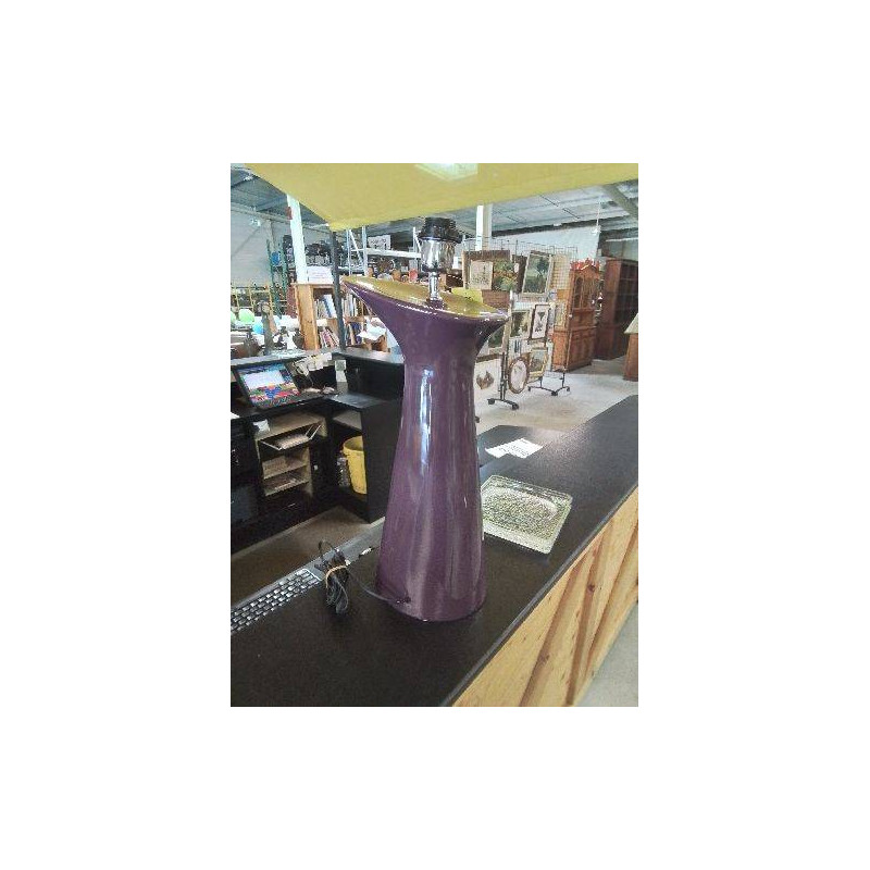 LAMPE CÉRAMIQUE MAUVE 