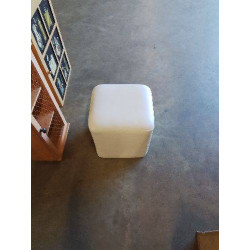 POUF PU BLANC 