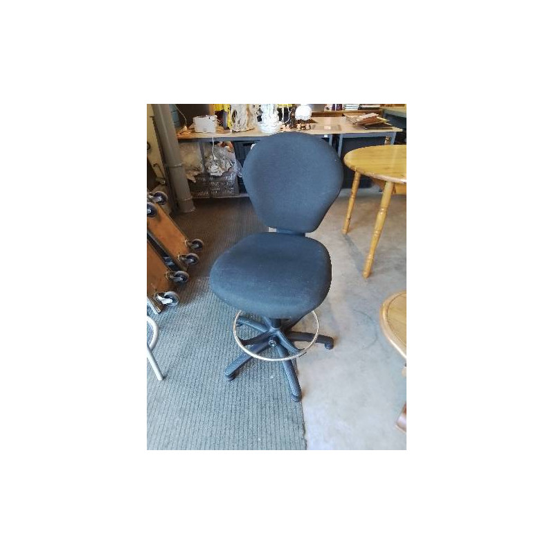 TABOURET D’ATELIER PIVOTANT ET RÉGLABLE HAUTEUR RÉSINE ET TISSU NOIR