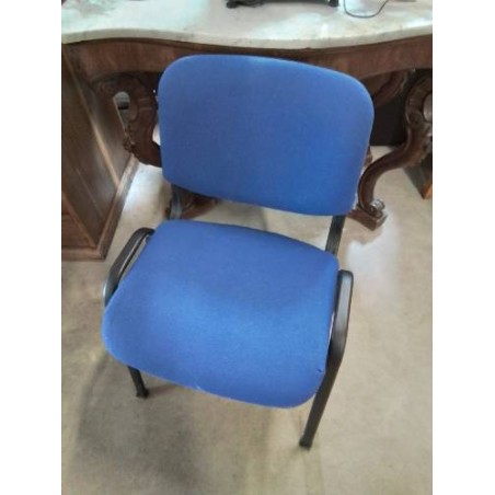 CHAISE D’ACCEUIL PIÈTEMENT MÉTAL NOIR ASSISE ET DOSSIER TISSU BLEU 