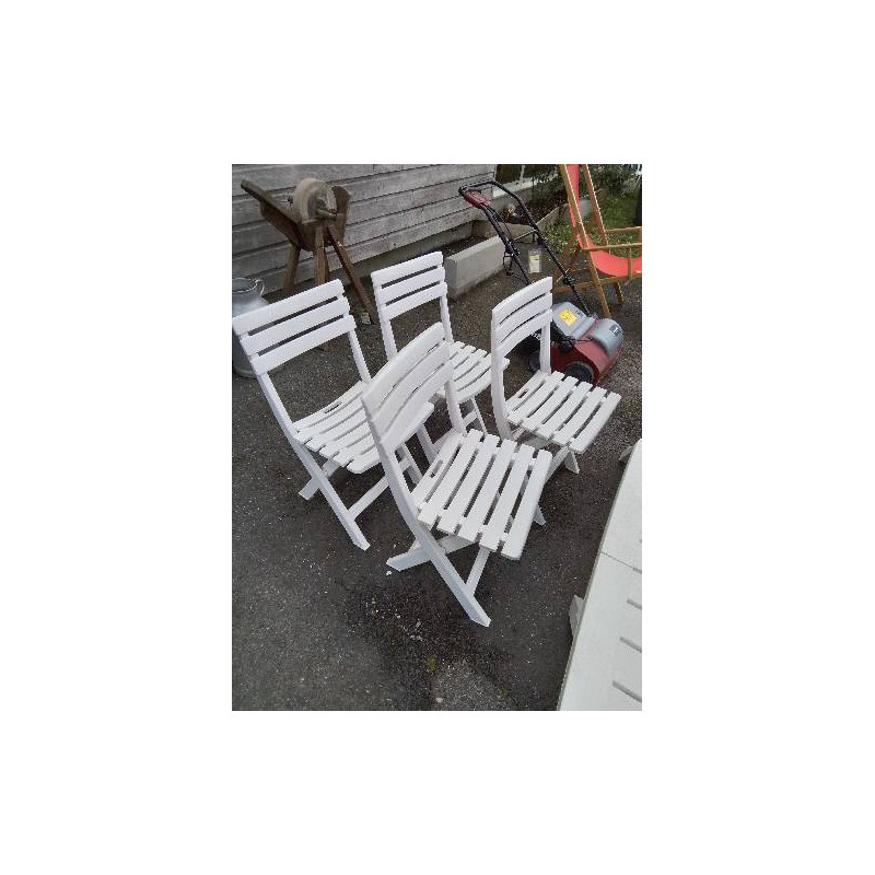 CHAISE PLIANTE DE JARDIN RESINE BLANC AJOURÉ 