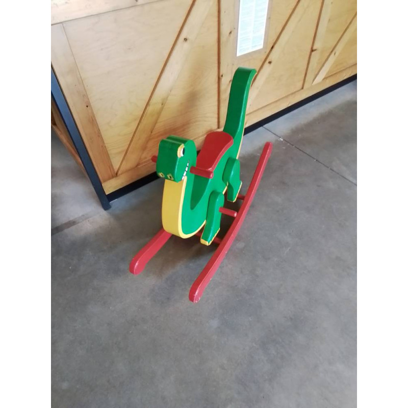 DINOSAURE A BASCULE  BOIS PEINT VERT ET ROUGE 