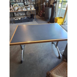 TABLE RECTANGULAIRE...