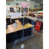 LAMPADAIRE MÉTAL GRIS ET RÉSINE ROSE