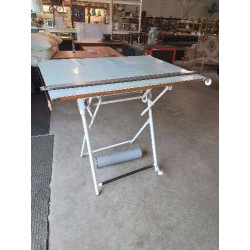 TABLE A DESSIN DARNAY...
