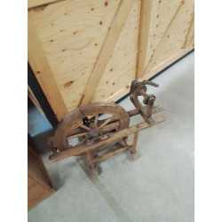 ROUET BOIS XIXE  EN L\'ÉTAT 