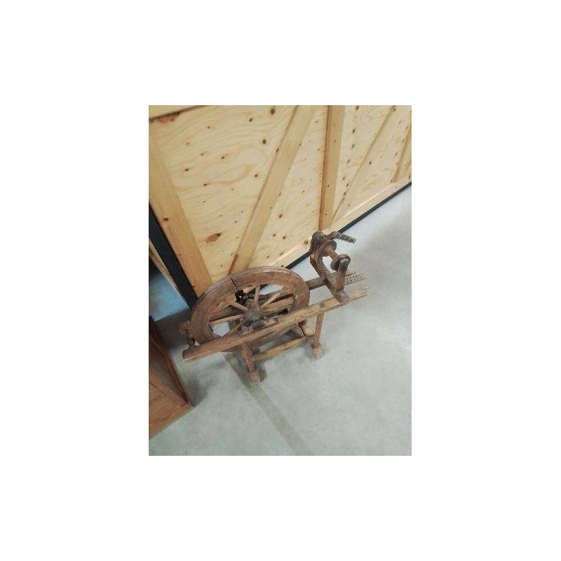ROUET BOIS XIXE  EN L\'ÉTAT 