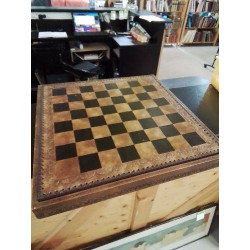 JEU D ECHECS BOIS  GAINÉ...