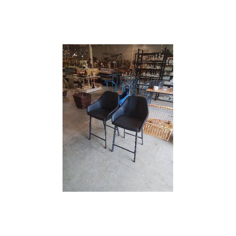 PAIRE DE TABOURETS ASSISE ET DOSSIER PU NOIR PIÈTEMENT MÉTAL NOIR 