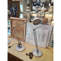 LAMPE DE BUREAU ARTICULEE ET ORIENTABLE ANTIFONI
