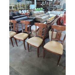 4 CHAISES BOIS CLAIR STYLE...