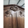 ARMOIRE DE MARIAGE CAUCHOISE CHÊNE SCULPTÉ AUX COLOMBES