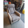 FAUTEUIL RELAX MANUEL PU TAUPE ET TISSU MARRON ACOMODEL EN L\'ÉTAT 