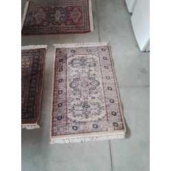 TAPIS LAINE FAIT MAIN ROSE...