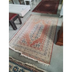 TAPIS LAINE FAIT MAIN ROSE...