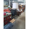LAMPADAIRE A TABLETTE FER FORGÉ ET BOIS CLAIR AJ ECRU LISERÉ DORÉ ANNÉES 50
