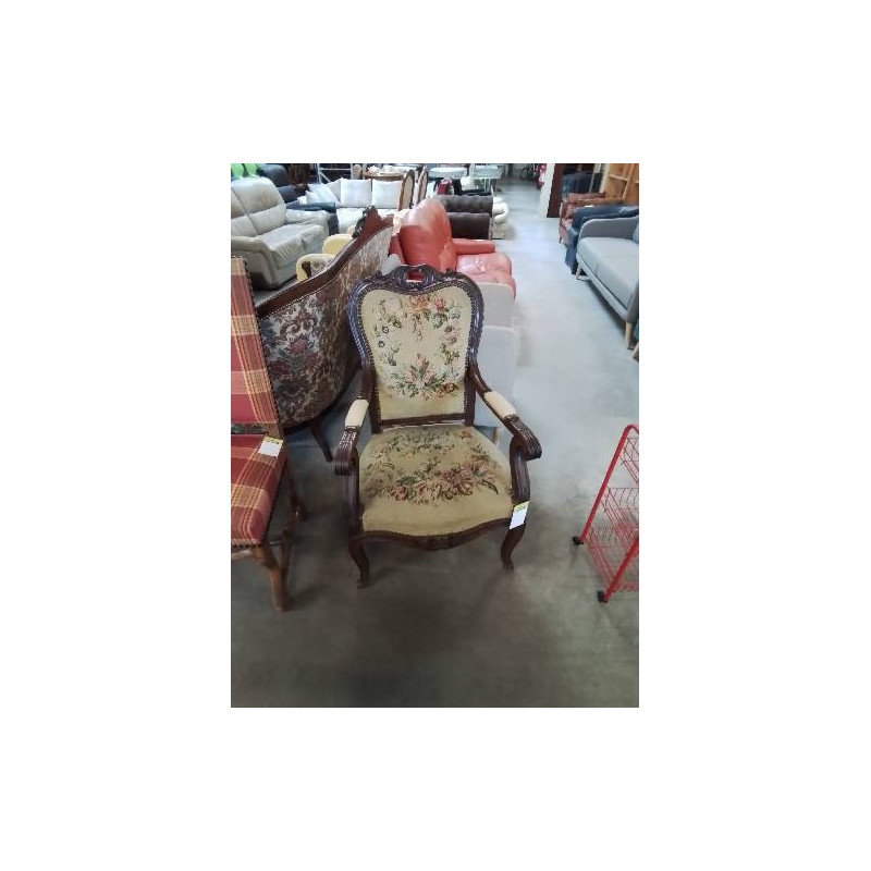 FAUTEUIL ACAJOU ASSISE ET DOSSIER CAPITONNÉ TISSU A FLEURS NAPOLÉON III 