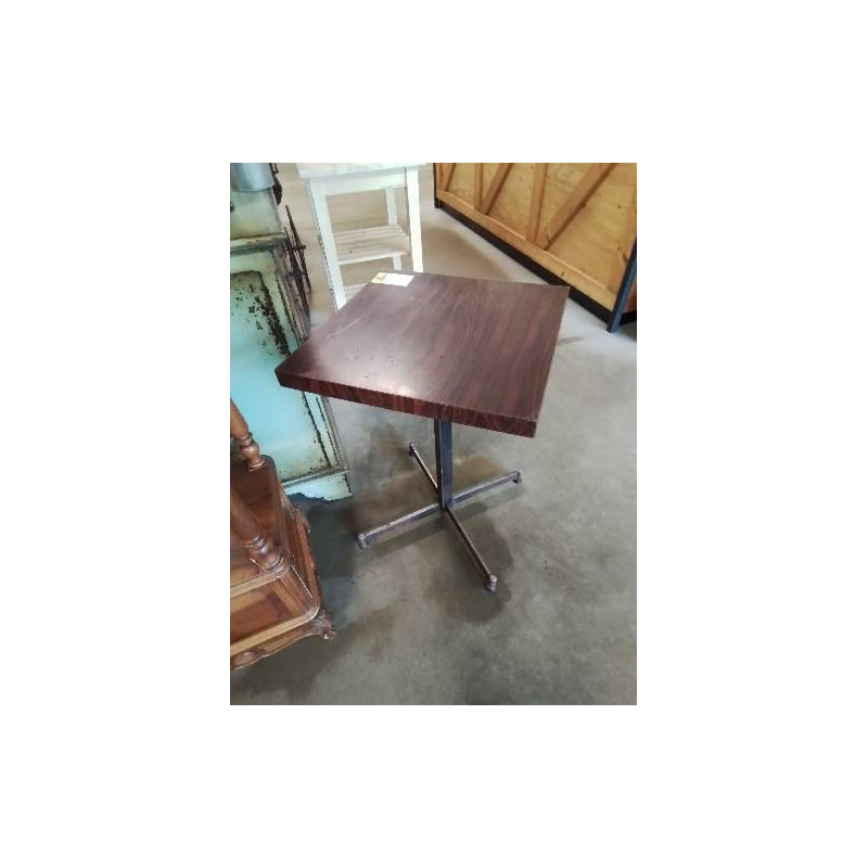 TABLE CARRÉ BISTROT PIÈTEMENT MÉTAL PLATEAU BOIS EN L\'ÉTAT 